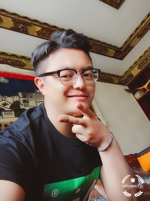 橙男的第四张照片--昌都中老年相亲网